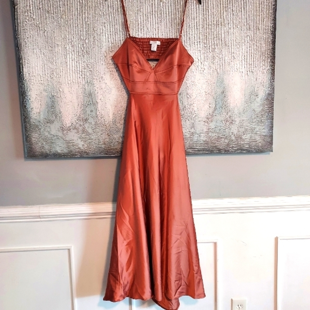House of Harlow 1960 Backless midi Cut Out satin feel fabric- size L